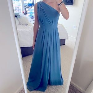 Stunning wedding / bridesmaid dress